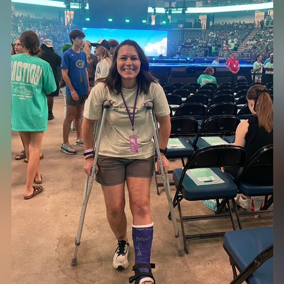 LIVE Closet Sale and Share Show! - Picture 5 of 15